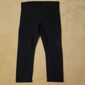 Gapfit navy capri leggings
